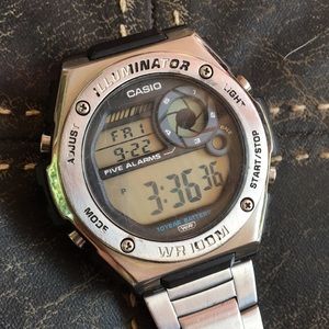 Casio MWD-100H WR100M illuminatior watch lcd wristwatch oversized 50mm